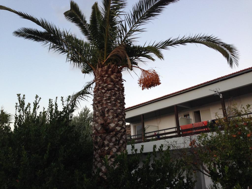 Sunningdale Hotel Agia Galini  Exterior photo