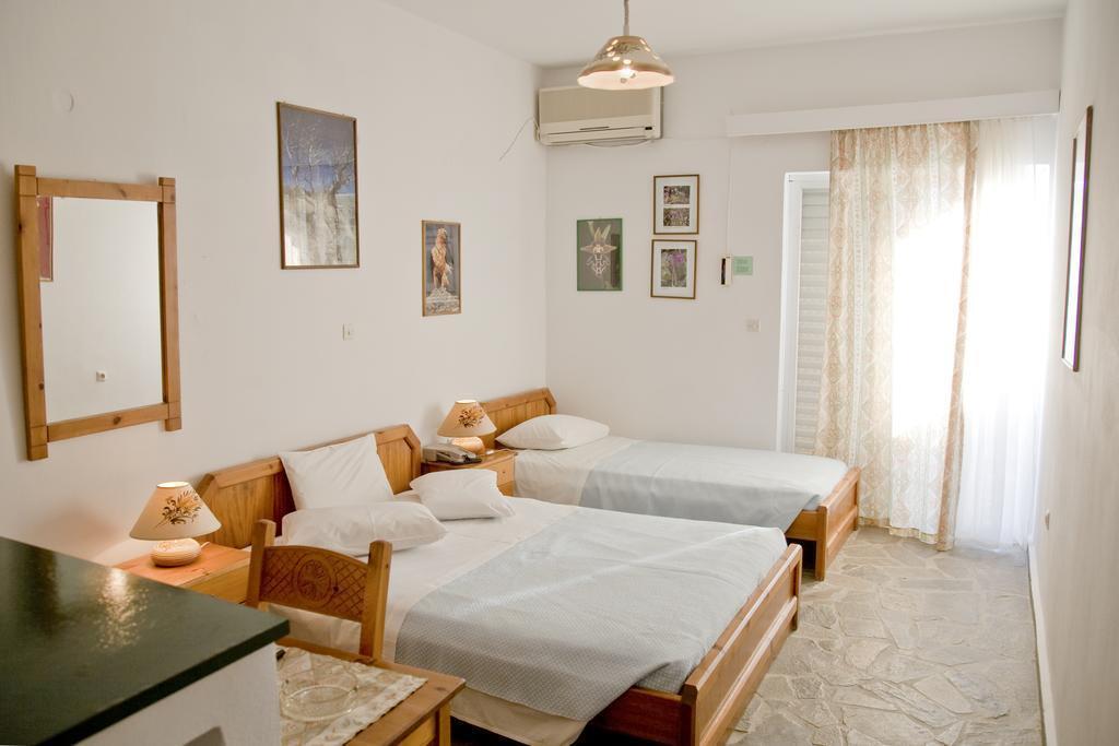 Sunningdale Hotel Agia Galini  Exterior photo